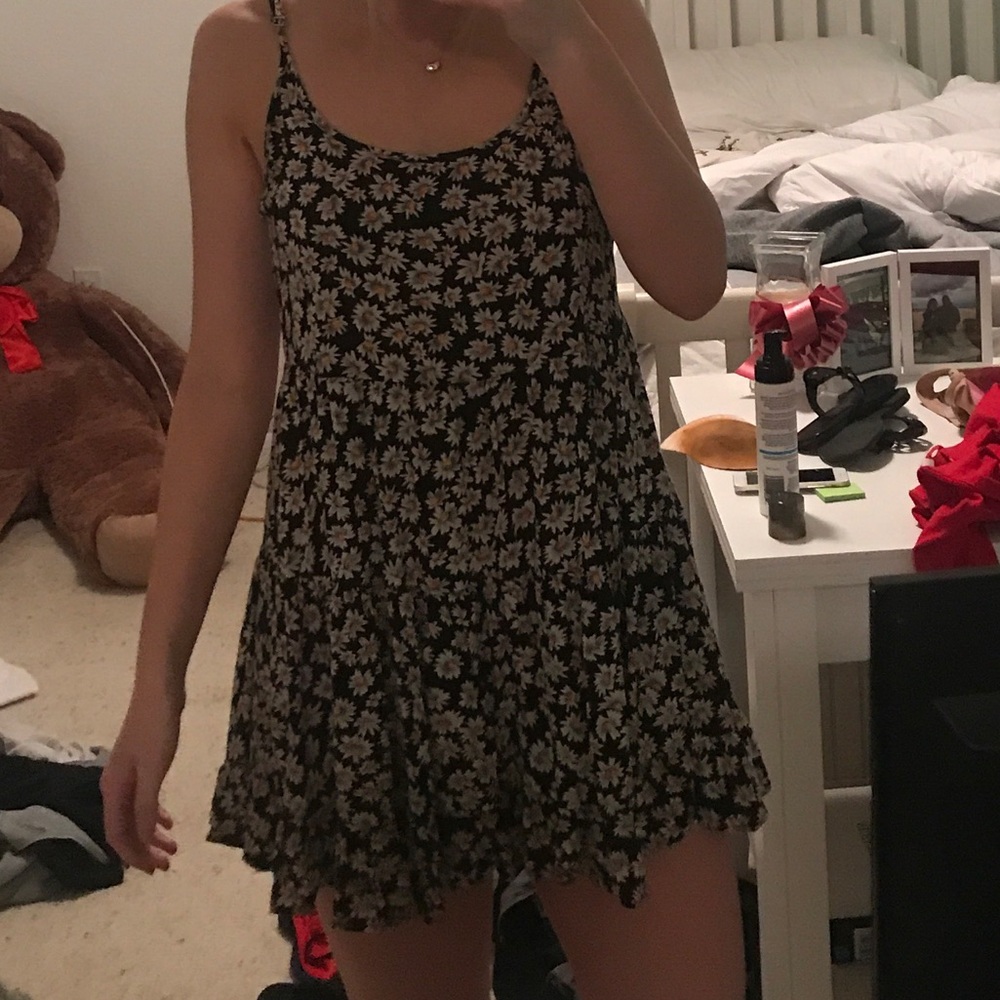 brandy melville sunflower dress